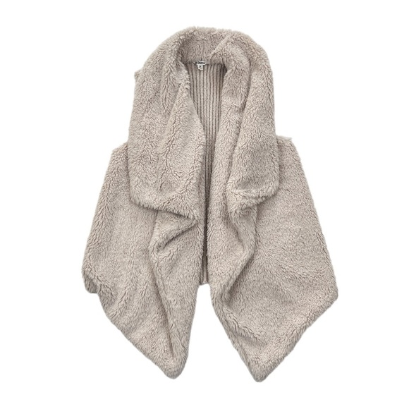 BB Dakota Cream Faux Fur Knit Back Open Front Rennie Sweater Vest - Picture 2 of 6